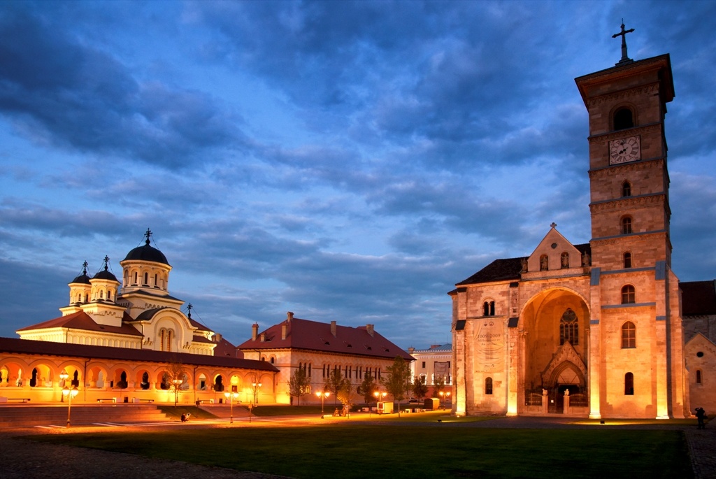 Obiective turistice Alba Iulia - Catedrala Incoronarii